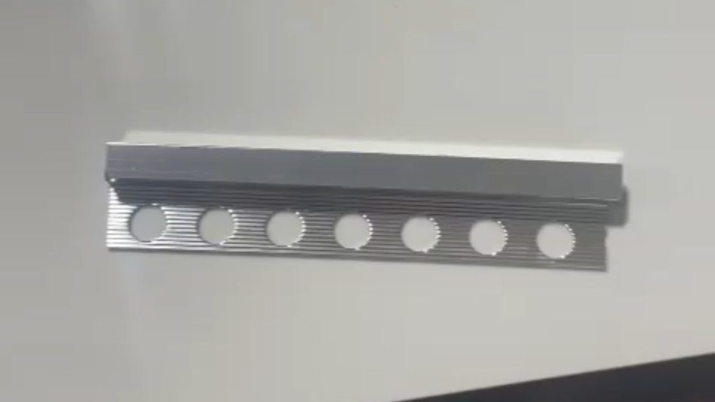 Perfiles de aluminio para azulejos